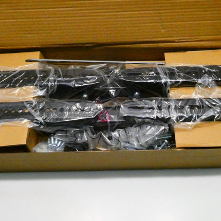 Startech.com Flat-screen TV Wall Mount for 32in to 70 in LCD, LED or plasma TV F