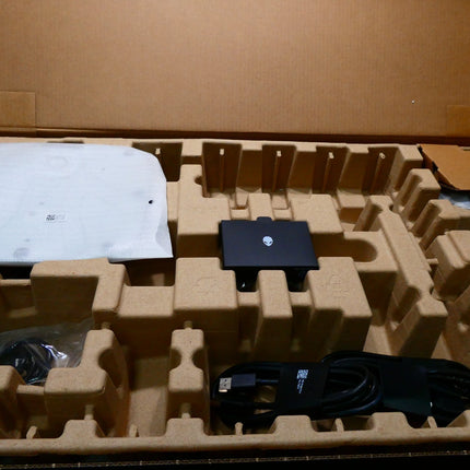 Alienware - AW3425DW 34" TFT QD-OLED Curved WQHD 240Hz 0.03ms FreeSync Gaming Mo
