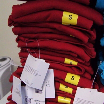 21 x Ellen Tracy Woman's Full T-Shirt RED T-Shirt Size - S