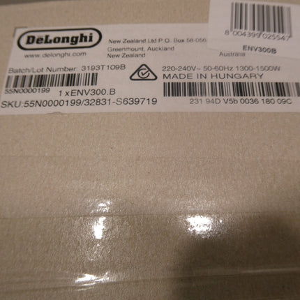 Delonghi La Nespresso Vertuo Lattissima Coffee Machine ENV300B