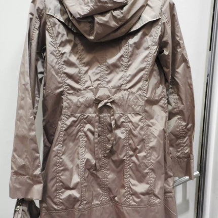 Cole Haan Women's Packable Hooded Rain Jacket with Bow, Champagne, X-Small Petit