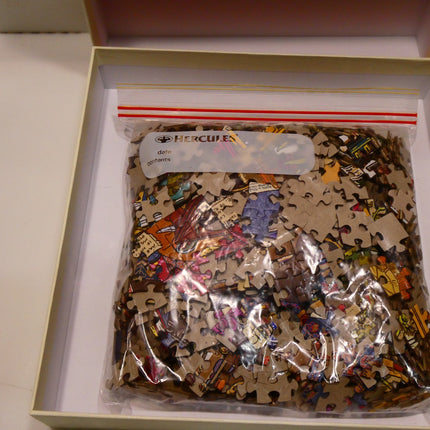 World of Agatha Christie 1000 Piece Puzzle : 1000-Piece Jigsaw with 90 Clues