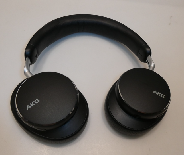 AKG N9 Hybrid Noise Cancelling Over-Ear Headphone - Black
