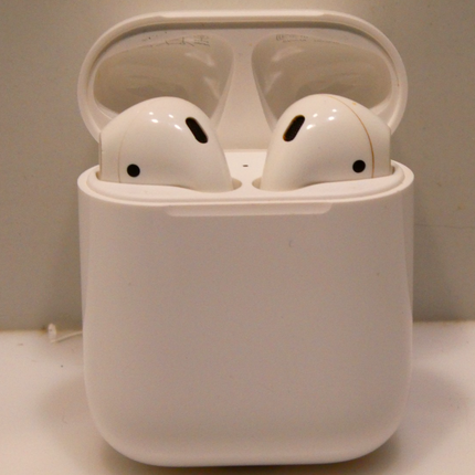 Apple AirPods with Charging Case (2nd Generation)