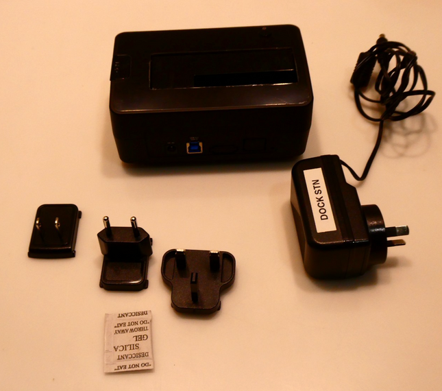 StarTech.com USB 3.1 (10Gbps) Single-Bay Dock for 2.5"/3.5" SATA SSD/HDD SDOCKU3