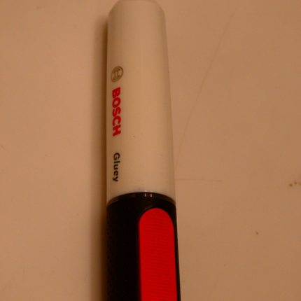 Bosch Cordless Hot Glue Pen Inc Rechargeable AA Batteries & 20 Glue Sticks Gluey