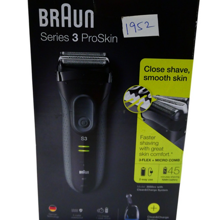 Braun Series 3 3050 Electric Shaver for Men with Cleaning Center