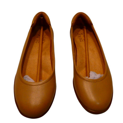 Naturalizer Women's Flexy Ballet Flat, Nude, 5 US