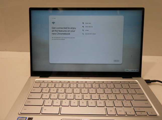 ASUS Chromebook Flip Laptop, 14.0-inch, Chrome OS, Intel Core i5-8200Y Processor