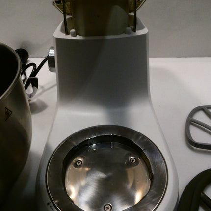 Sunbeam MXM7000WH 600W Mixmaster HeatSoft Planetary Stand Mixer - Sliver