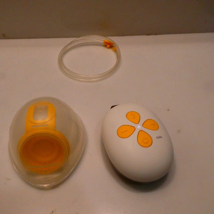 Medela Solo Hands-Free Single Electric Breast Pump, Lightweight and Compact Desi