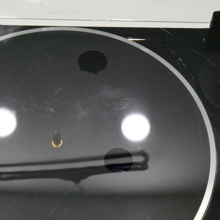 Yamaha TT-S303 Turntable with Switchable Phono/Line Output and Belt Drive, Black