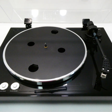 Yamaha TT-S303 Turntable with Switchable Phono/Line Output and Belt Drive, Black