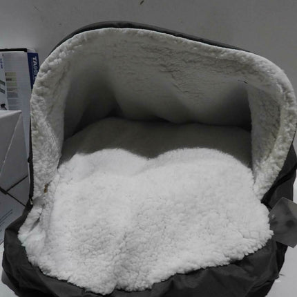 HappyCare Textiles Durable Oxford to Sherpa Pet Cave and Round Pet Bed, 25"