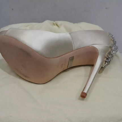 Badgley Mischka Women's Kiara Platform Pump, Ivory Size - 5.5 M US