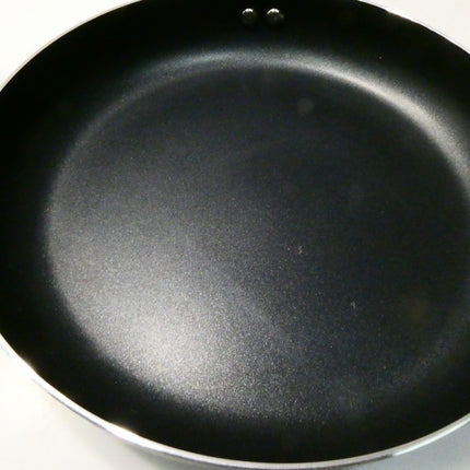 Amazon Basics 3-Piece Non-Stick Frying Pan Set - 20.32 cm, 25.4 cm, and 30.48 cm