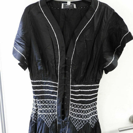 LOVER Women's Sofia Embroided MIDI Dress, Black - 12