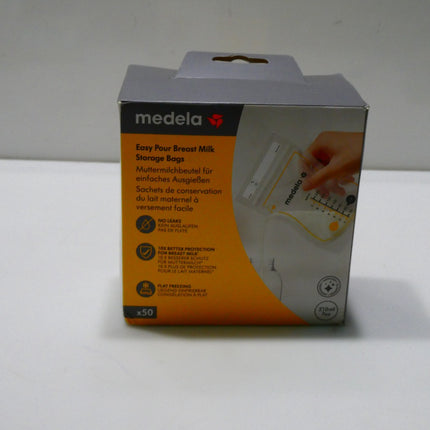 Medela Easy Pour Breastmilk Storage Bags | 50 Count 210ml