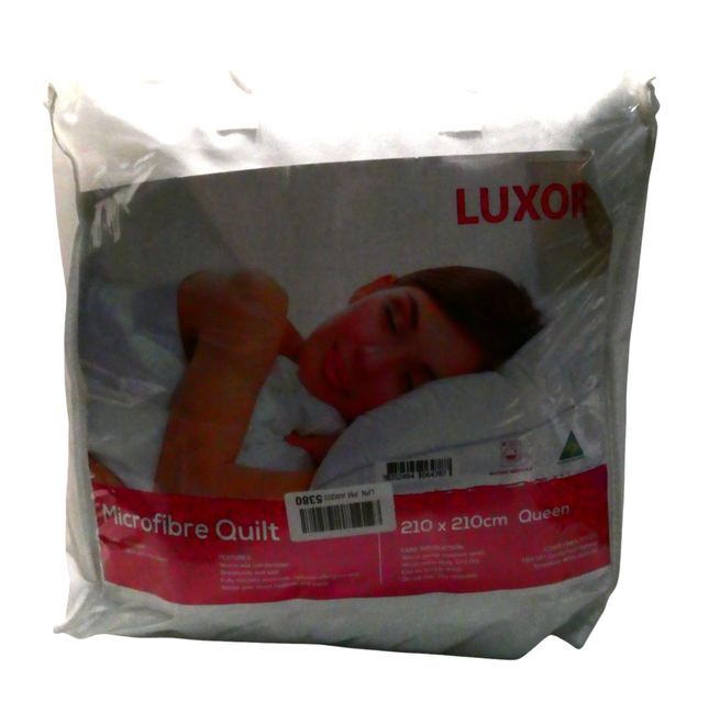 Luxor 800GSM Ultra Soft Microfibre Quilt Queen, 210 x 210cm