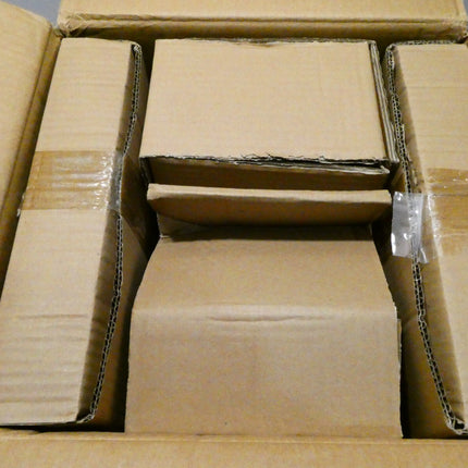 Safdie & Co. 16-Piece Marble Dinnerware Set, Porcelain, White