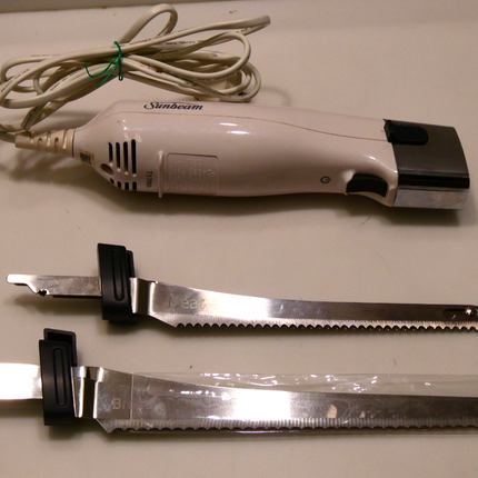 Sunbeam EK6000 Carveasy Twin Blade Electric Knife - White
