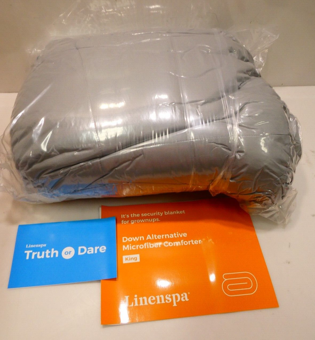 Linenspa All-Season Reversible Down Alternative Quilted Comforter - Hypoallergen