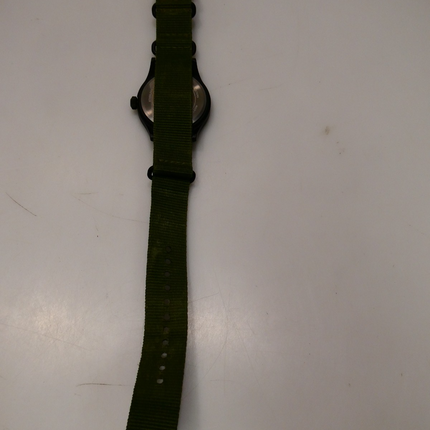 TIMEX Men's Expedition Scout 40mm Black Case, Cream Dial, Green Fabric Strap Wat