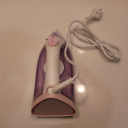 Philips Series 3000 Steam Iron - Purple DST3010/39
