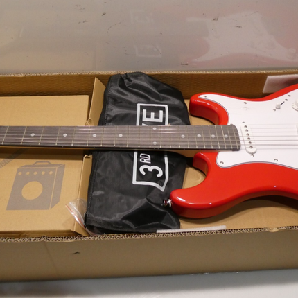 3rd Avenue 3/4 Electric Guitar - Red - XF203CRDPK