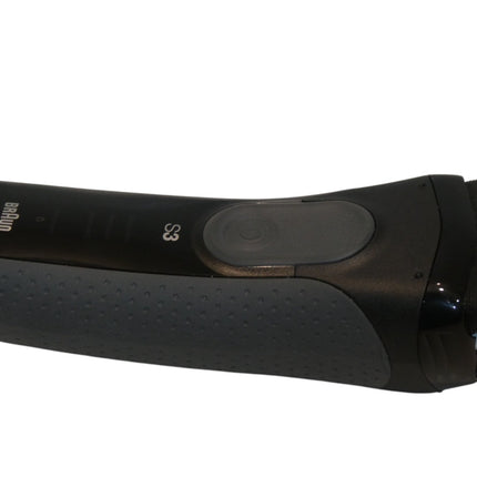 Braun Series 3 3050 Electric Shaver for Men with Cleaning Center