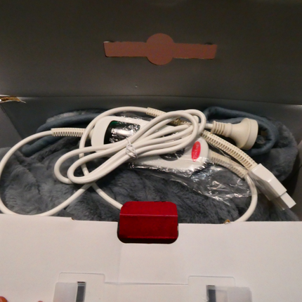 Tontine Luxuriously Warm & Soft Heated Throw, Faux Mink Top Cover, Flannel Fleec