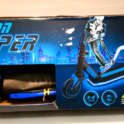 Y Volution Neon Viper Scooter, Ride On