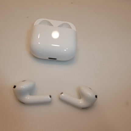 Apple AirPods 4 - White