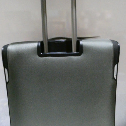 Victorinox Werks Traveler 5.0 WT 27 Dual-Caster Carry-On, Olive, 69 Centimeters