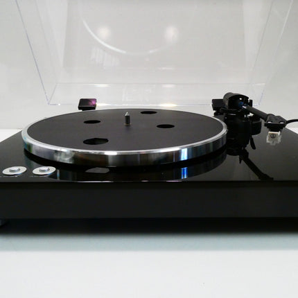 Yamaha TT-S303 Turntable with Switchable Phono/Line Output and Belt Drive, Black