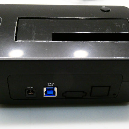 StarTech.com USB 3.1 (10Gbps) Single-Bay Dock for 2.5"/3.5" SATA SSD/HDD SDOCKU3