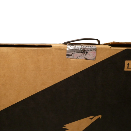 GIGA GTX1080/8G D5X/17.3"QHD 120Hz G-Sync IPS/i7-7820HK/DDR4-240032G(16G*2)/M.2