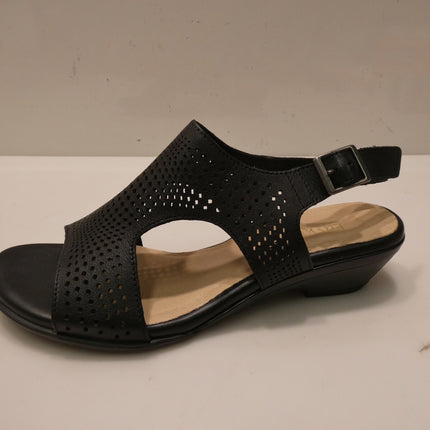 Easy Steps Will Last Carrie Black Glove 38C