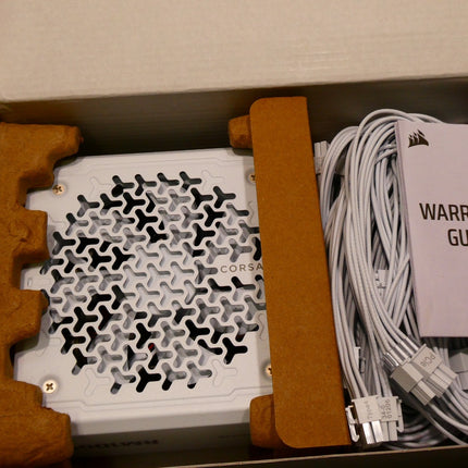 CORSAIR RM1000e (2025) Fully Modular Low-Noise ATX Power Supply - White