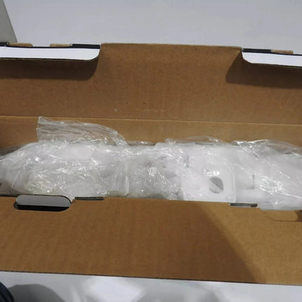 Delta Morgan Slow-Close Round Closed Front Toilet Seat with NoSlip Bumpers in Wh