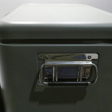 Coleman Reunion Insulated Portable Ice Chest, 54qt Steel Belted Leak (Dent)