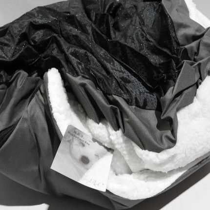 HappyCare Textiles Durable Oxford to Sherpa Pet Cave and Round Pet Bed, 25"