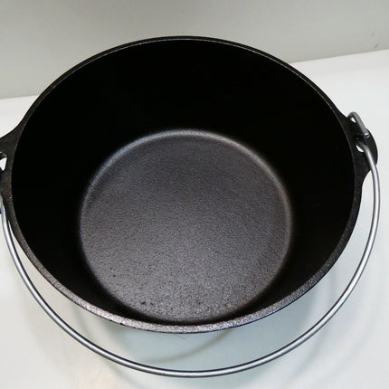 Lodge L10DCO3 Cast Iron Deep Camp Dutch Oven, Pre-Seasoned, 5-Quart