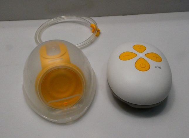 Medela Solo Hands-Free Single Electric Breast Pump, Lightweight and Compact Desi