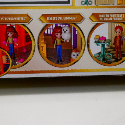 Wizarding World Harry Potter, Magical Minis Diagon Alley 3-in-1 Playset with Lig