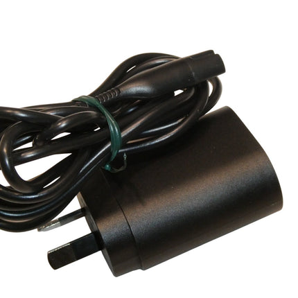 Braun Series 3 3050 Electric Shaver for Men with Cleaning Center