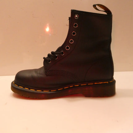 Dr. Martens Unisex 1460 8-Eye Lace-Up Nappa Leather Boot, Black, UK 3/US M4W5