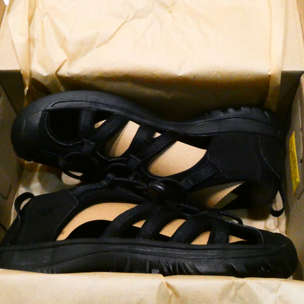 KEEN Shoes Boys' Kanyon Sandal Sandals, Black, US 5 , UK 4, CM 23.5, EU37c