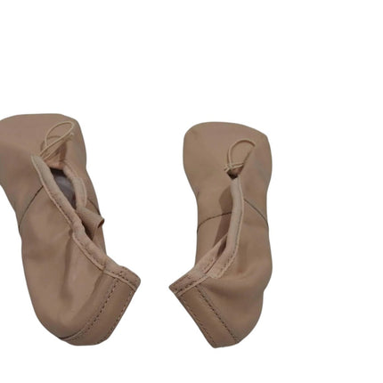 Capezio Women’s Split Sole Daisy Outdoor Shoes, 5.5 US