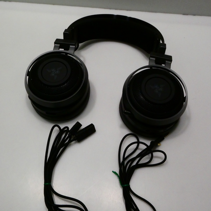 Razer Nari Ultimate Wireless Gaming Headset with THX Audio - Missing Dongle
